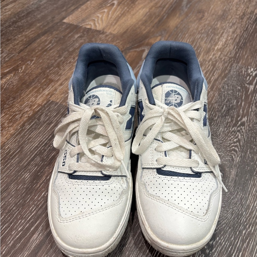 New Balance White and Navy Low-Top Sneakers - Picture 4 of 7